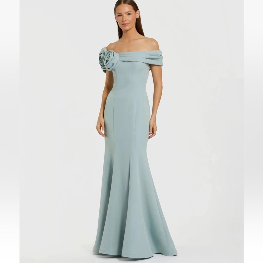 Mac Duggal 21104 Sage Off The Shoulder Crepe Mermaid Gown Size 10